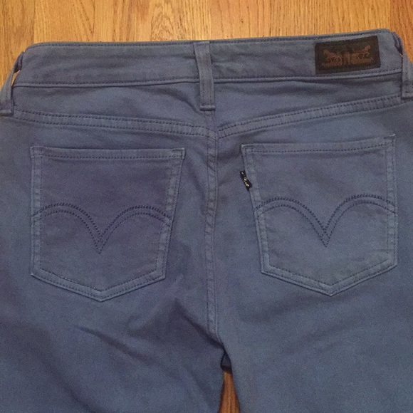 Fun & Flirty Faded Jeans - Picture 4 of 7